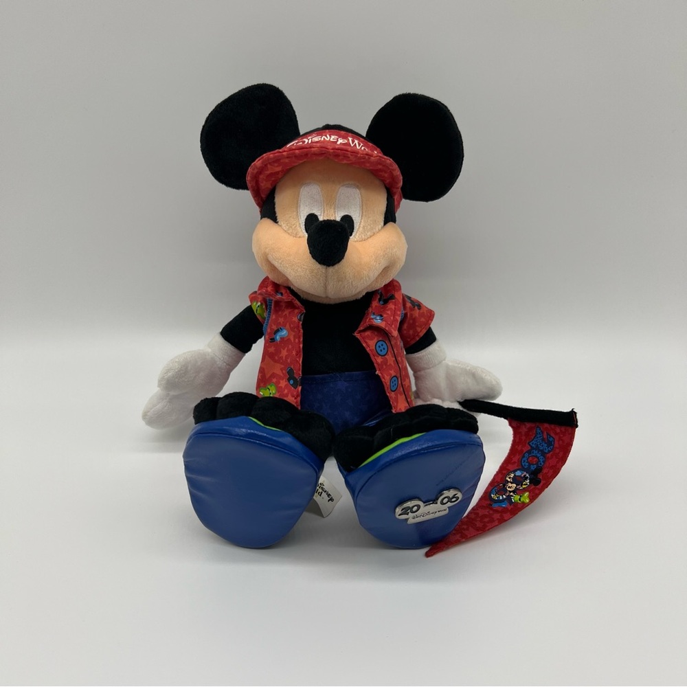 MICKEY MOUSE Bean Bag Plush Doll Tourist Backpack 2006 Walt Disney World Resort
